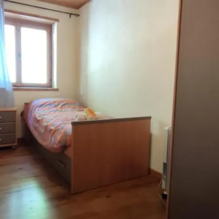 Bajos Apartment *